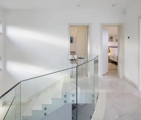 Villa Tina